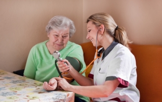 Häusliche Pflege, Logopädie in der Altenpflege